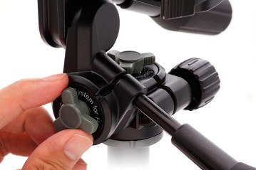 Trípode de Carbono SLIK PRO 723 CF con Rótula SH-736HD fricción