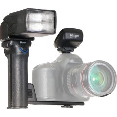 NISSIN MG10 Flash para Canon o Sony