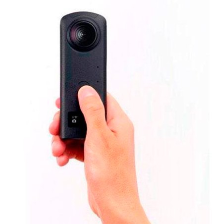 RICOH THETA Z1